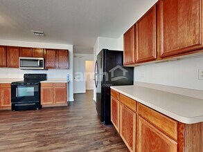 1246 Yukon Dr in Glenn Heights, TX - Building Photo - Building Photo