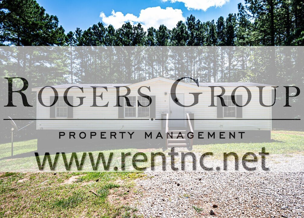 22 Starling Ln in Henderson, NC - Building Photo