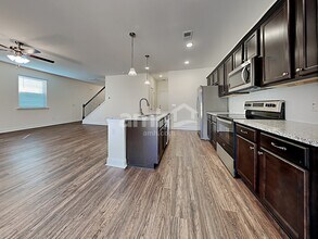 1829 Produce Ln in Johns Island, SC - Foto de edificio - Building Photo