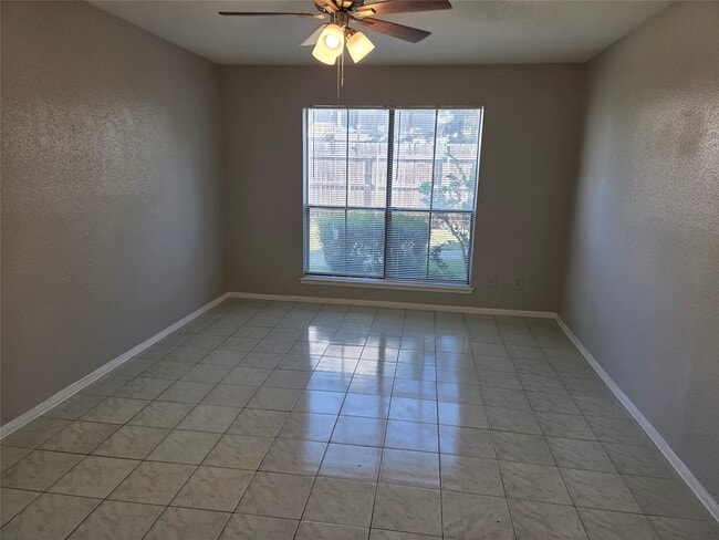 property at 11517 S Kirkwood Rd