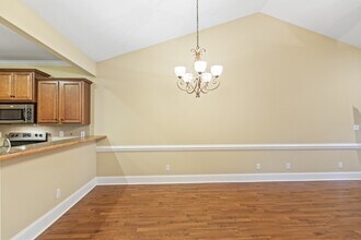 1624 Brook Hollow Dr in Greenville, NC - Building Photo - Building Photo