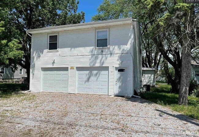 property at 726 S 31st St