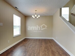 4011 Cedarbark Dr in Matthews, NC - Building Photo - Building Photo