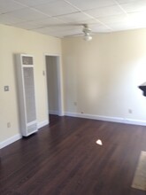 62 Days Park, Unit Lower Cottage in Buffalo, NY - Building Photo - Building Photo