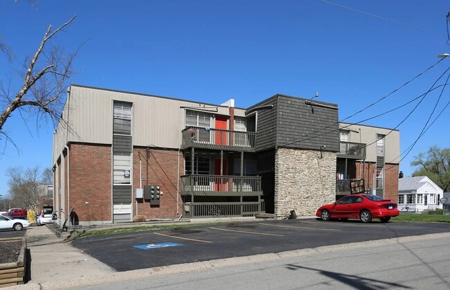 property at 1301 S Scott Ave