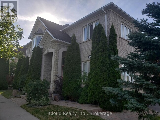 property at 4 Cantwell Crescent