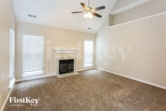 6020 Carriage Oaks Dr in Charlotte, NC - Building Photo - Building Photo