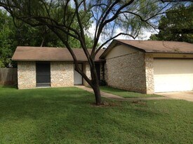 8304 Kearsarge Dr in Austin, TX - Building Photo