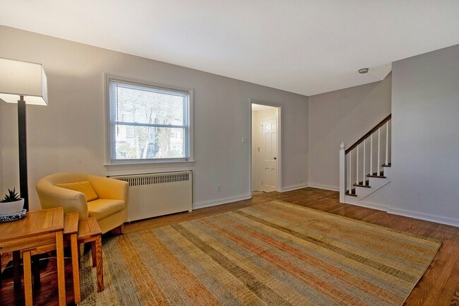 120 Van Buren Ave in Teaneck, NJ - Building Photo - Building Photo