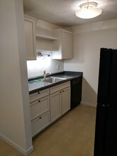 410 SE 19th Ave, Unit 2 in Portland, OR - Building Photo - Building Photo