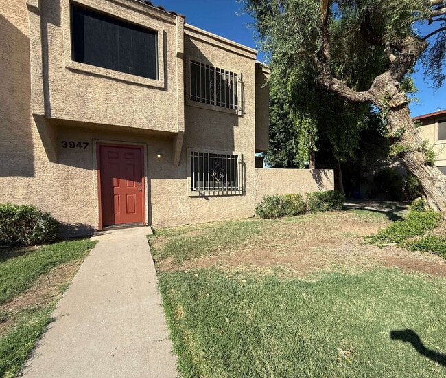 property at 3947 W Wonderview Rd