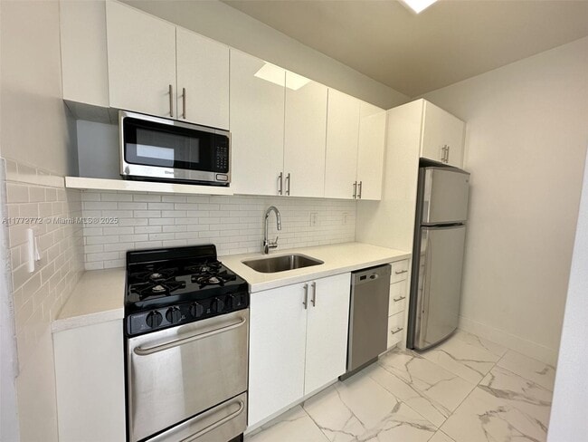 property at 1602 Meridian Ave