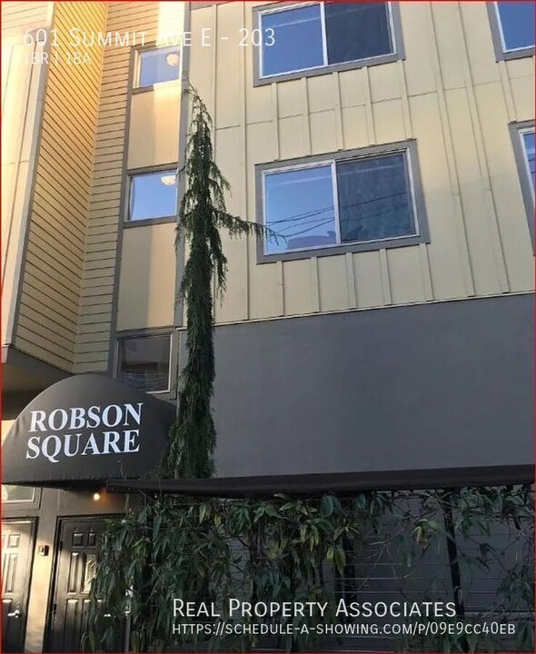 601 Summit Ave E in Seattle, WA - Foto de edificio