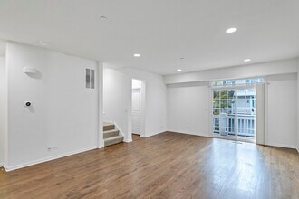 1527 E Arbor Ln in Arlington Heights, IL - Building Photo - Building Photo