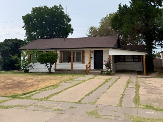 property at 3511 33rd St