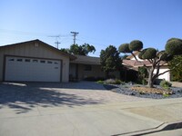 1210 Washoe Dr in San Jose, CA - Foto de edificio - Building Photo