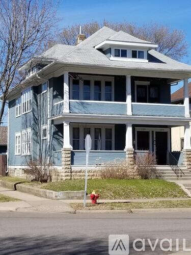 777-779 Hague Ave in St. Paul, MN - Building Photo