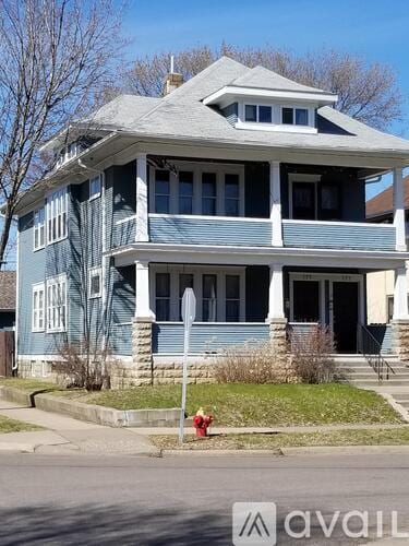 777-779 Hague Ave