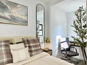 Furnished room/NOT APARTMENT in Brooklyn, NY - Foto de edificio - Building Photo