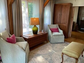 14 High St in East Lyme, CT - Building Photo - Building Photo