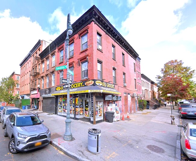 491 Tompkins Ave in Brooklyn, NY - Building Photo - Building Photo