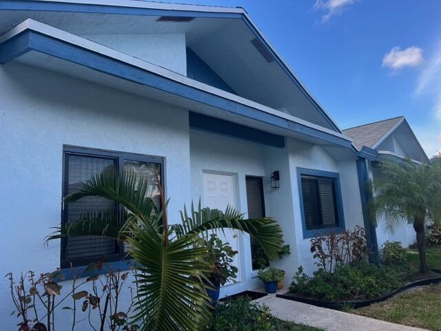 657 Coventry St in Boca Raton, FL - Building Photo