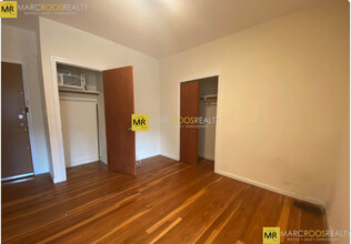 1312 Commonwealth Ave, Unit 504 in Boston, MA - Building Photo - Building Photo