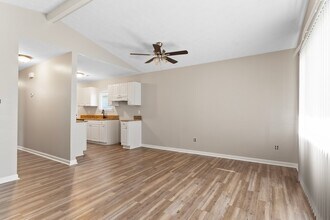 113 Maplewood St in Hampton, VA - Building Photo - Building Photo