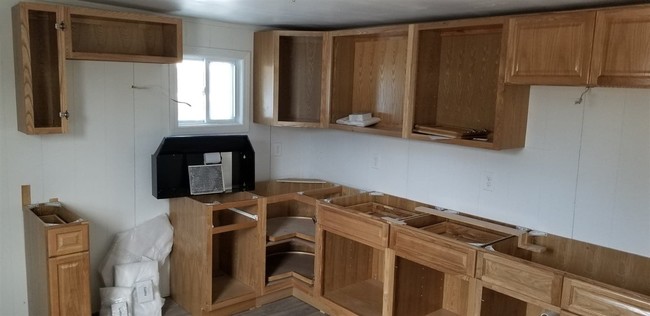 78 Sanborn St-Unit -2R, 2L in Franklin, NH - Building Photo - Building Photo