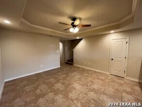 6427 Luglio Ln in San Antonio, TX - Building Photo - Building Photo