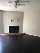 8911 GSRI Ave, Unit 1307 in Baton Rouge, LA - Building Photo - Building Photo