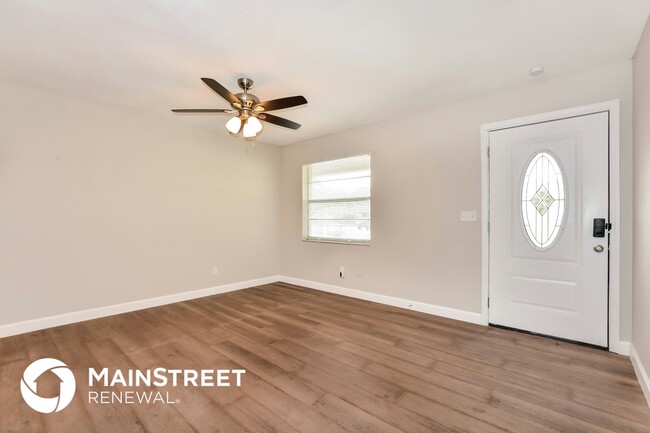 1289 E Harrison St in Oviedo, FL - Building Photo - Building Photo