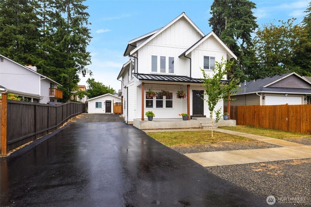 9229 S G St in Tacoma, WA - Building Photo