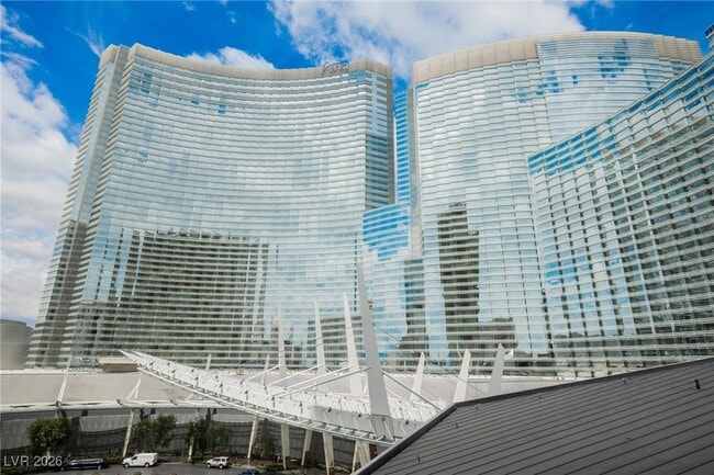 3726 S Las Vegas Blvd in Las Vegas, NV - Building Photo - Building Photo