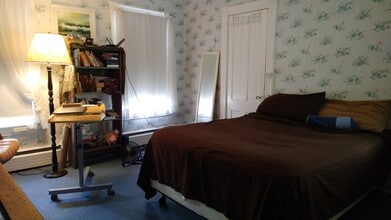 94 Loomis St, Unit 94 LOOMIS in Burlington, VT - Foto de edificio - Building Photo