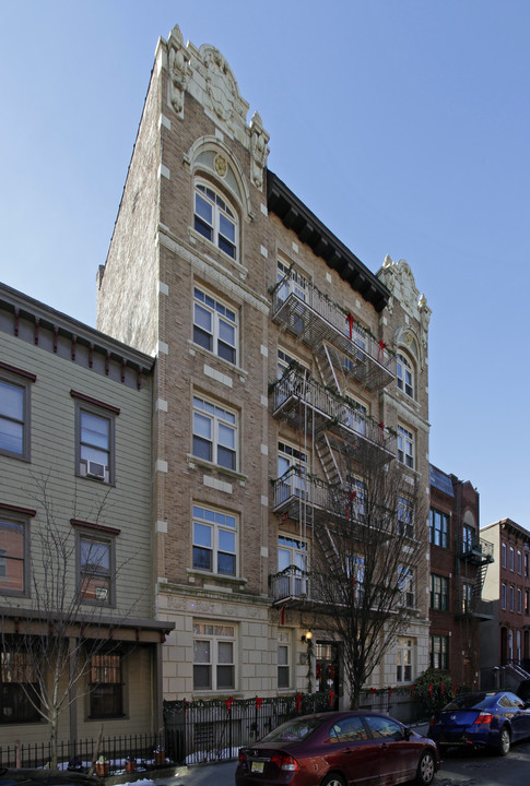 47 Mercer Street in Jersey City, NJ - Building Photo