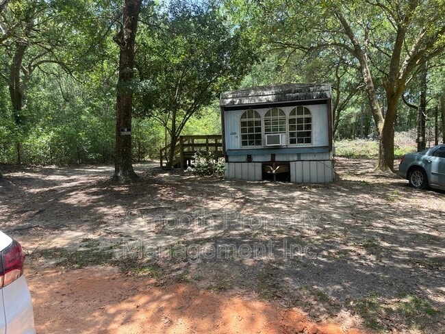 4355 Trailer Park Ct in Milton, FL - Building Photo - Building Photo