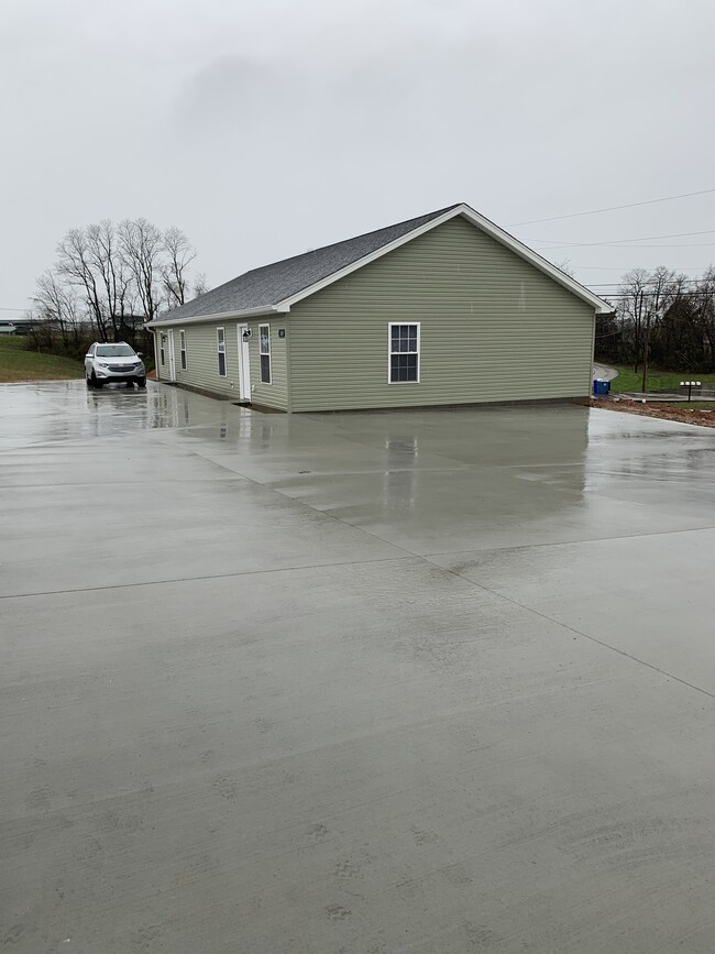 148 School Side Dr, Unit 148 B Schoolside Drive