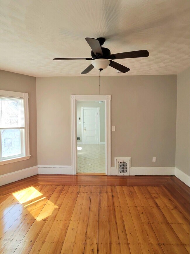 32 Garland St in Chelsea, MA - Building Photo - Building Photo