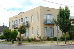 5229-5235 Genoa St Apartments