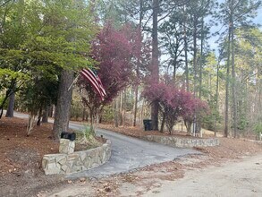 380 N Bethesda Rd in Southern Pines, NC - Building Photo - Building Photo