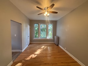 634-636 E 44th St in Chicago, IL - Building Photo - Building Photo