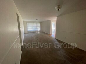 1433 Covington Cir W in Ft. Myers, FL - Building Photo - Building Photo