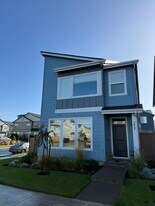 3844 SE 83rd Ave in Hillsboro, OR - Building Photo