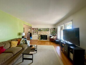 Expansive 5-bedroom, 2.5-bath home with incredible mountain views! in Fort Collins, CO - Building Photo - Building Photo