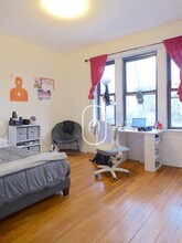 57 Cummings Rd, Unit 6 in Boston, MA - Foto de edificio - Building Photo