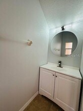 9096 Iron Oak Ave in Tampa, FL - Building Photo - Building Photo