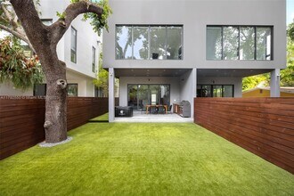 2962 Coconut Ave in Miami, FL - Building Photo - Building Photo