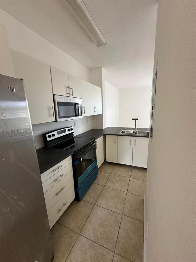 property at 2819 SE 1st Dr