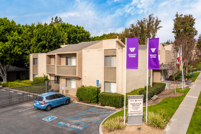 Tamarack Woods Apartment Homes in Brea, CA - Foto de edificio - Building Photo